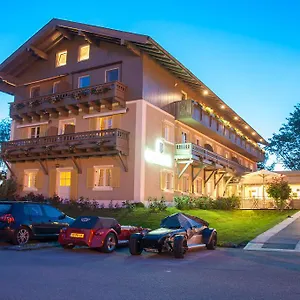 hotel-schlossblick-chiemsee.com-bavaria.com/